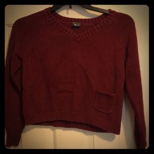 Comfy red sweater w pocket